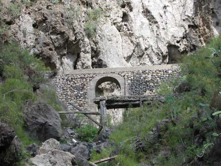 136-3648 Adeje oud en nieuw aquaduct