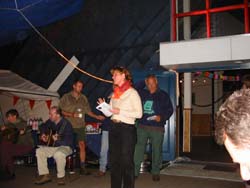 134-3427 Marjo presenteert